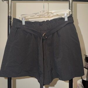 Black Paperbag Waist Shorts w/ Tie Belt | Size XL | Casual Summer